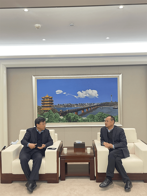 武汉光庭科技董事长朱敦尧拜访武汉市侨联
